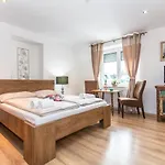 Landgasthof Fürstenbrunn Inn 3*