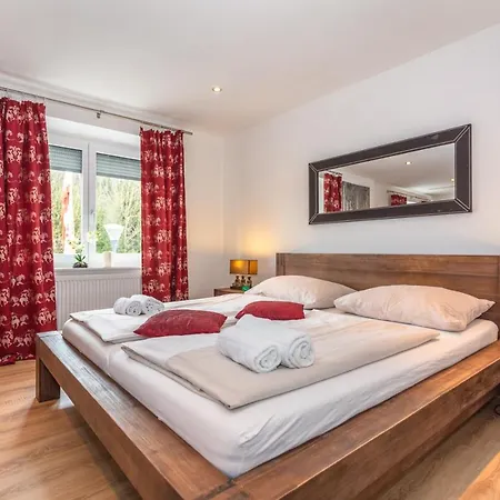 Penzion Landgasthof Fuerstenbrunn 3*