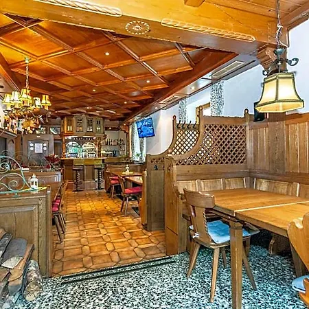 Landgasthof Fürstenbrunn Inn 3*