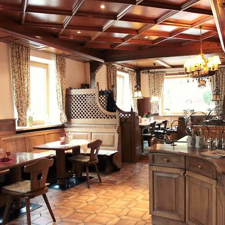 Penzion Landgasthof Fuerstenbrunn Grödig